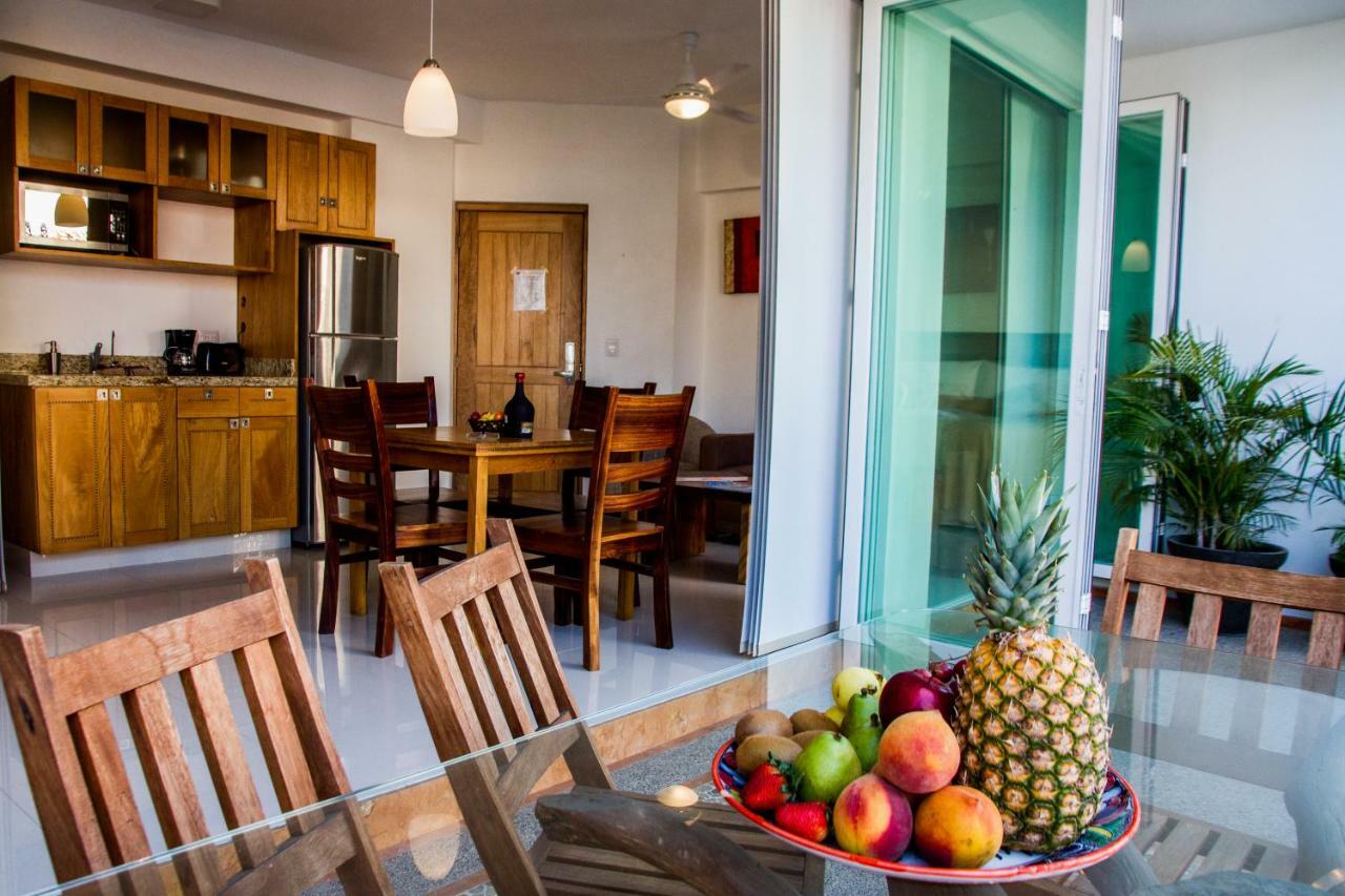 Hotel Andales On The Bay Suites Puerto Vallarta Exterior foto